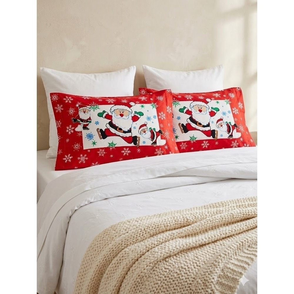 VTG Franco‎ Christmas Santa Ice Skating Red Cotton Pillowcase Set of 2 USA